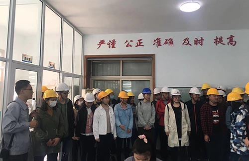 熱烈歡迎青島科技大學(xué)學(xué)生到青島豐東參觀學(xué)習(xí)